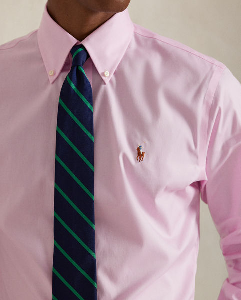 This stretchy shirt is made with cotton PUREPRESS™ technology, a durable press finish that provides wrinkle resistance while reducing material strength loss and protecting against abrasion.