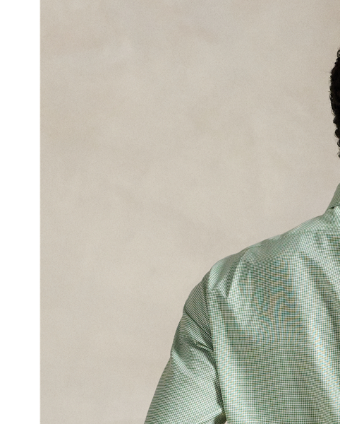 This stretchy shirt is made with cotton PUREPRESS™ technology, a durable press finish that provides wrinkle resistance while reducing material strength loss and protecting against abrasion.