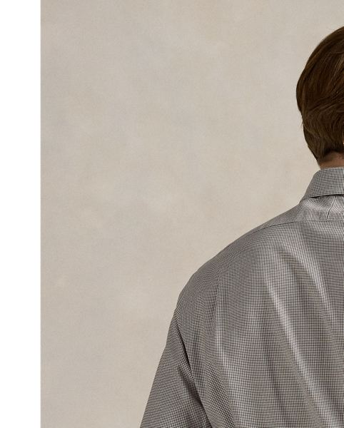 This stretchy shirt is made with cotton PUREPRESS™ technology, a durable press finish that provides wrinkle resistance while reducing material strength loss and protecting against abrasion.