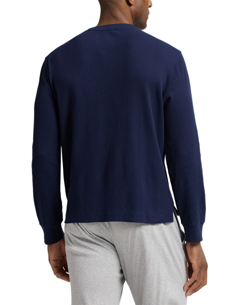 Featuring a traditional Henley neckline, this comfortable sleep shirt is waffle-knit from a soft cotton blend and embroidered with our iconic logo and signature Pony.