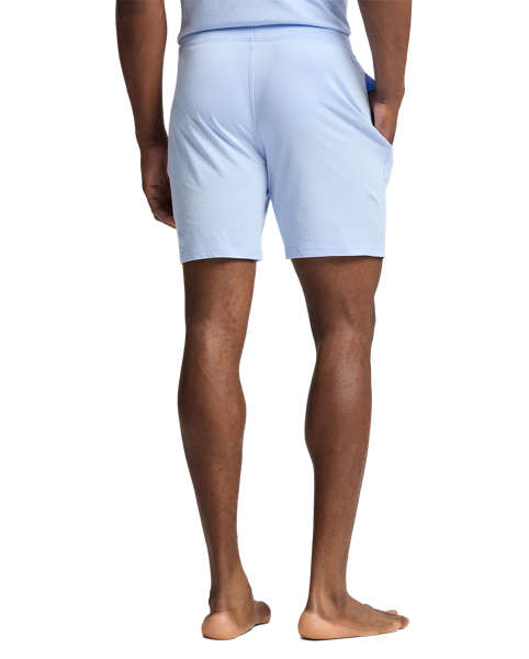 Cut for a slim fit, these comfortable sleep shorts are crafted from soft cotton jersey and feature Polo Ralph Lauren Lauren’s signature label on the waist.