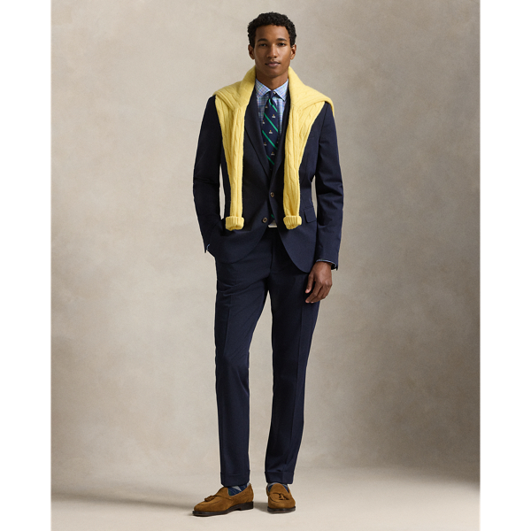 These trousers are tailored from a twill cloth that is custom-developed for natural wrinkle-resistance and a smooth, shine-free finish. Added stretch provides extra comfort, making this lightweight pair perfect for all-season wear.