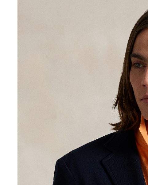 Our Polo Soft sport coat puts a modern spin on classic preppy style with a natural shoulder, slightly structured chest and partial lining. Made from a custom-developed mesh fabric, it combines the comfort of sportswear with the sophisticated look of Polo tailoring.