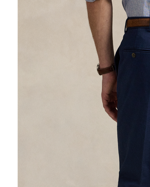 These suit trousers are crafted from custom-developed chino fabric, which is woven with extra stretch for added comfort. A special wash combined with a peached process imparts extraordinary softness along with a lightly broken-in appearance.