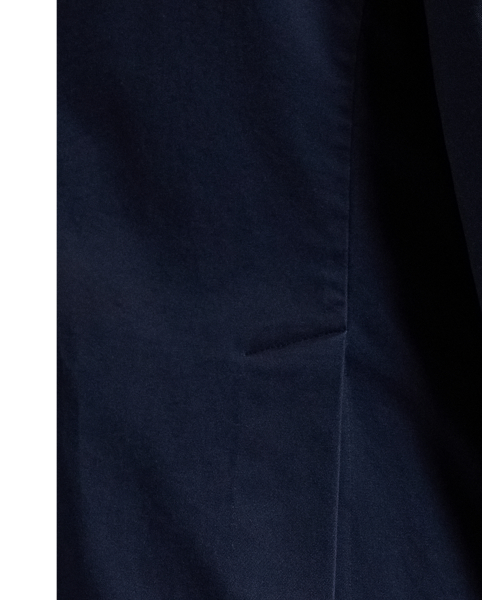 The Polo Unconstructed fit puts a modern spin on classic preppy style with a natural shoulder and light weight. This suit jacket is crafted with custom-developed chino fabric that was woven with extra stretch for added comfort. A special wash combined with a peached process imparts extraordinary softness along with a lightly broken-in appearance.