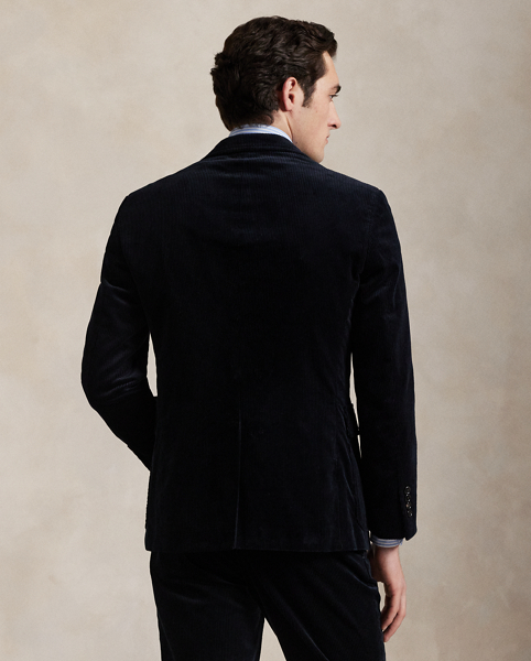 Our Polo jacket offers more structure in the chest and shoulders along with a full lining. This version is beautifully tailored from Italian wide-wale corduroy, which is specially washed to enhance its plush texture.