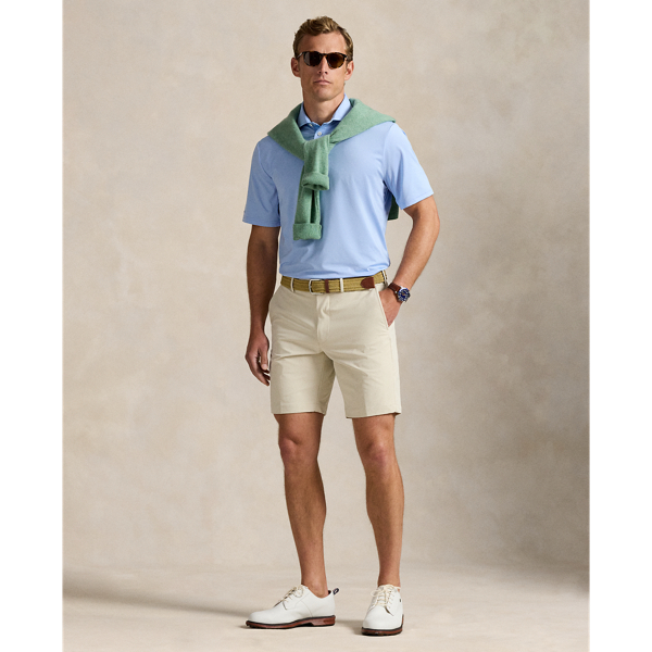 These shorts are crafted from a stretchy, lightweight fabric that's developed with moisture-wicking properties to help keep you cool and comfortable.