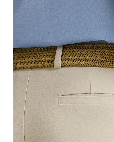 These shorts are crafted from a stretchy, lightweight fabric that's developed with moisture-wicking properties to help keep you cool and comfortable.