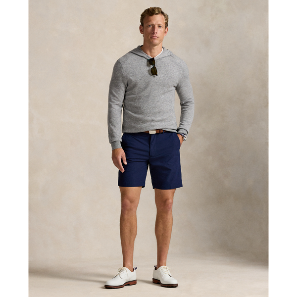 These shorts are crafted from a stretchy, lightweight fabric that's developed with moisture-wicking properties to help keep you cool and comfortable.