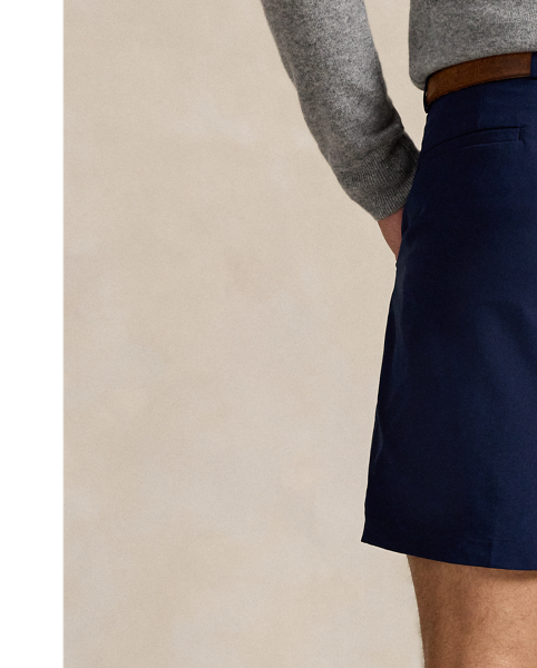 These shorts are crafted from a stretchy, lightweight fabric that's developed with moisture-wicking properties to help keep you cool and comfortable.