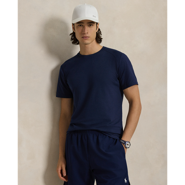 This T-shirt is made from cotton-blend jersey, which is developed with extra stretch and moisture-wicking properties. Its light weight and soft feel make it a comfortable essential.