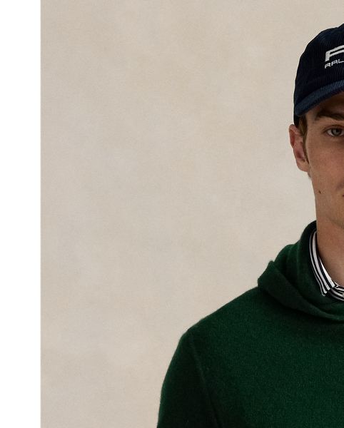 This hooded jumper is finely knit using soft cashmere yarn that was specially developed for easy care. At the right sleeve, it is intricately embroidered with the RLX logo.