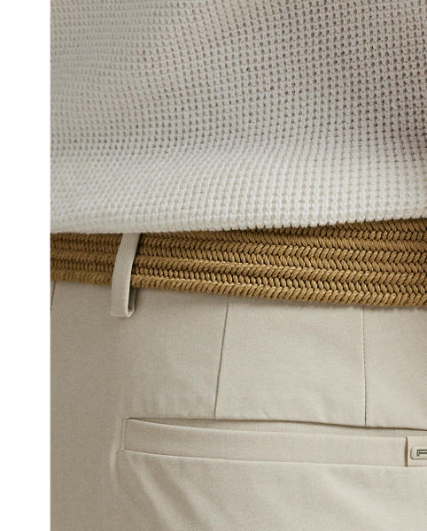 These trousers are crafted from a stretchy, lightweight fabric that's developed with moisture-wicking properties to help keep you cool and comfortable.