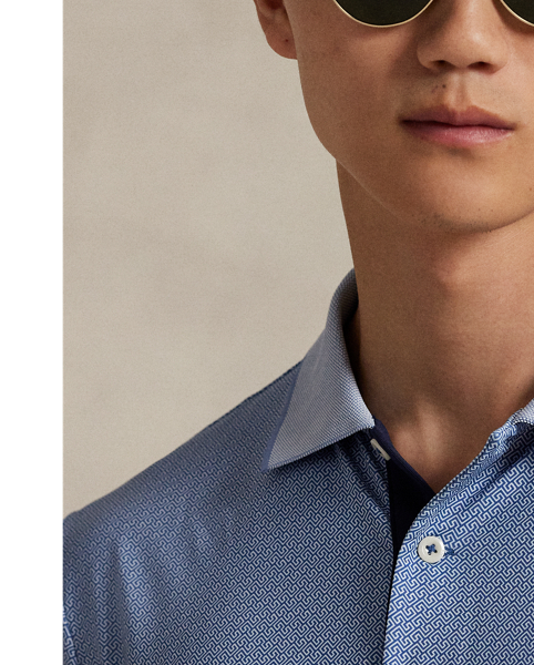 This moisture-wicking jersey Polo shirt is lightweight, breathable and developed with extra stretch, ensuring total comfort throughout the day. It features a contrasting rib-knit collar for a textural twist.