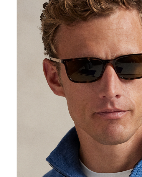 This jumper is finely knit with COOLMAX fibres to help keep you cool, dry and comfortable. It is embroidered with both our RLX logo and signature Pony.