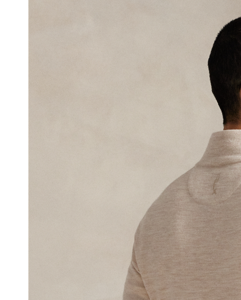 This jumper is finely knit with COOLMAX fibres to help keep you cool, dry and comfortable. It is embroidered with both our RLX logo and signature Pony.