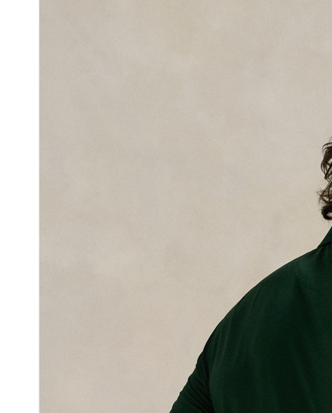 This Polo shirt is crafted from stretch jersey, which is both lightweight and breathable. Its moisture-wicking properties help keep you cool and comfortable all day long.