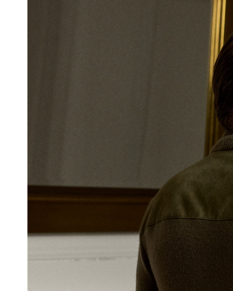 Meticulously crafted in Italy, this birdseye-knit cardigan represents the pinnacle of Purple Label refinement through its combination of luxurious cashmere and sumptuous suede. The sophisticated design pays homage to heritage sporting attire with a utilitarian-inspired silhouette. This style is available in additional colours, fabrics and materials through our Made-to-Order service. For more information, please book an appointment with your local  Ralph Lauren Lauren store.