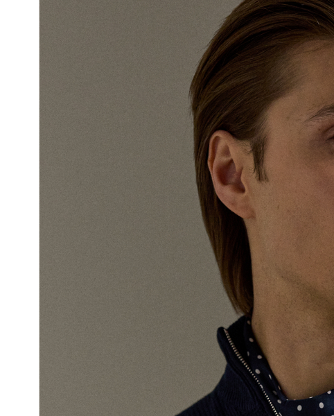 Expertly crafted in Italy, this quarter-zip jumper combines a textured-knit technique with luxurious silk yarn spun with fine cotton.