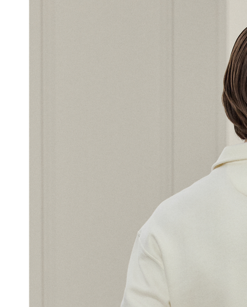 This sweatshirt is expertly crafted in Italy with sumptuously soft cotton-and-cashmere fleece. It is intricately embroidered with a bespoke tennis-inspired crest and detailed with genuine mother-of-pearl buttons that were custom-developed with the  Ralph Lauren Lauren logo.