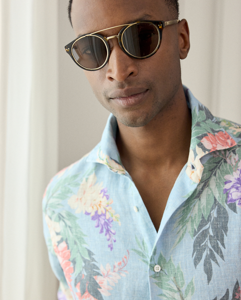 This shirt is expertly crafted in Italy and detailed with genuine mother-of-pearl buttons. Its floral linen fabric was custom-developed with Mantero, an established mill in Como that is renowned for its striking prints.