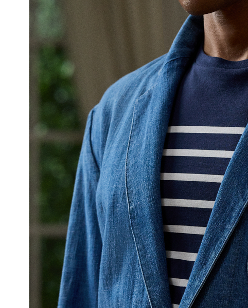 This version of Purple Label's most lightweight blazer model is crafted in Italy from indigo-dyed Japanese denim. Its cotton-and-linen fabric is washed to achieve the season's beautiful blue shade.