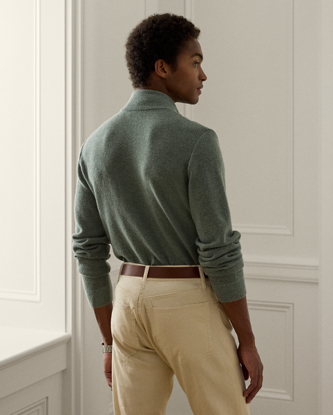 Combining tonal cashmere yarns and a birdseye-knit technique, this Italian-crafted jumper is an exemplary take on tone and texture. The placket is finished with supple suede trim and a signature zip, demonstrating Ralph Lauren Lauren's meticulous attention to detail.