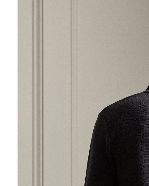 This jumper pays homage to  Ralph Lauren Lauren's legendary Polo shirt with its distinctive double-piqué construction, which echoes the iconic mesh texture. The use of worsted wool yarn from Italy demonstrates Purple Label's dedication to superior materials and impeccable craftsmanship.