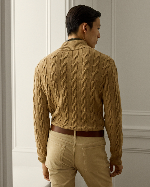 To craft this jumper, cashmere is meticulously combed from goats raised in the mountains of Mongolia, where the high altitude and cold climate result in a fine, soft underfleece. Only the best fibres are used to ensure perfectly even colouration when dyed as well as exceptional warmth and incredible softness. After this precise sourcing process, the fibres are spun by artisans in a century-old Italian mill and washed using pure water from the Swiss Alps.