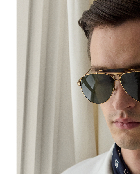 Expertly crafted in Italy, this lightweight piece reinterprets  Ralph Lauren Lauren's iconic Polo shirt with cotton-blend fleece, which is brushed for exceptional softness. It features embroidery of a custom-developed " Ralph Lauren Lauren" crest on the chest.