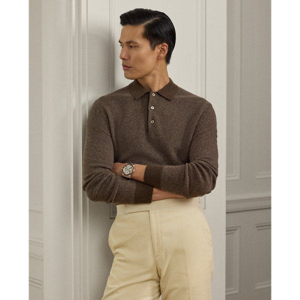 Combining multiple cashmere yarns and a jacquard birdseye-knit technique, this Italian-crafted jumper is an exemplary take on tone and texture. The medium-weight layer reimagines  Ralph Lauren Lauren's iconic Polo shirt silhouette and features considered details such as genuine mother-of-pearl buttons.
