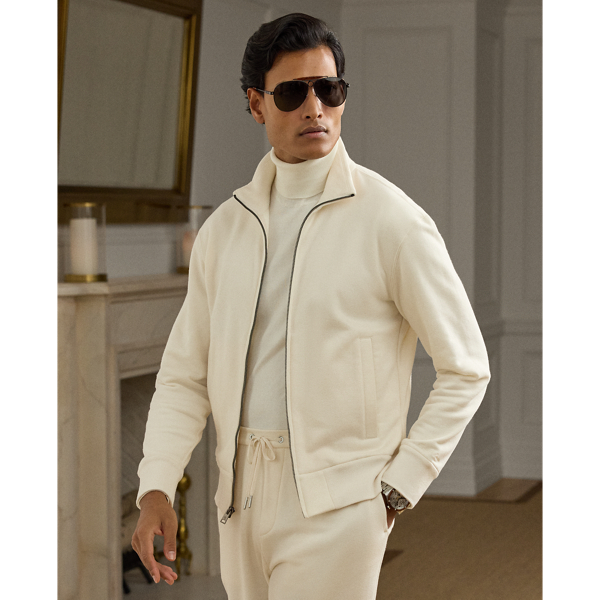 Meticulously crafted in Italy from cotton-and-cashmere fleece, this jacket exemplifies the superior quality and attention to detail that is synonymous with Purple Label. The luxurious layer is further enhanced with signature touches, including bespoke hardware and an embroidered " Ralph Lauren Lauren" logo.