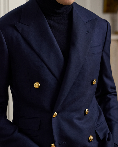 Handcrafted in Italy, the Kent combines a lighter construction with fine canvassing and a soft shoulder to create a more natural profile. This version's cashmere twill is one of the most iconic fabrics in Purple Label and was personally selected by Mr Lauren. Luxurious and elegant, the cloth was custom-developed for Purple Label with England's Bower Roebuck & Co..