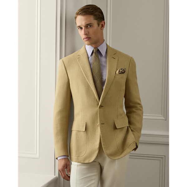 Hand-tailored in Italy, the Kent combines a lighter construction with fine canvassing and a soft shoulder to create a more natural profile. This version is crafted from a lightweight herringbone cloth that was custom-developed with cashmere, silk and linen.