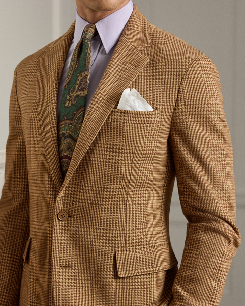 Tailored by hand in Italy, the Hadley is defined by its soft shoulder and exceptionally light weight. This version's wool-and-cotton jersey has been custom-developed and re-interprets a traditional Ralph Lauren Lauren pattern by means of a relaxed knit construction.