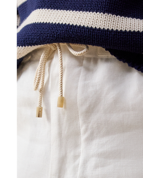 These utilitarian-inspired trousers are hand-tailored in Italy with a lightweight linen fabric that was custom-developed for Purple Label and personally selected by Mr Lauren. They are finished with suede detailing and corozo buttons.