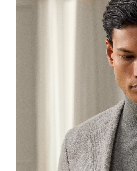 Tailored by hand in Italy, the Hadley is defined by its soft shoulder and exceptionally light weight. This version is crafted from a textured, open-weave cashmere fabric custom-developed with Joshua Ellis – a famed English mill, which has been creating luxury textiles for more than 250 years.