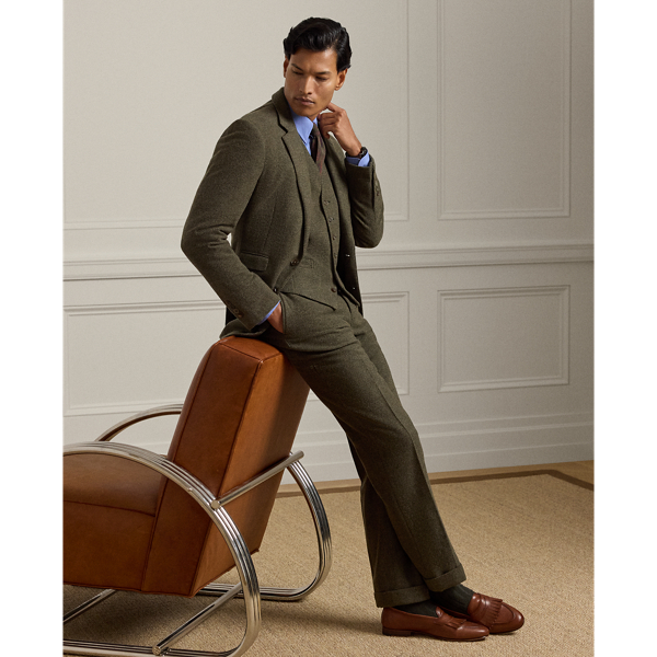 These trousers are expertly hand-tailored in Italy from a textured tick-weave cloth, which draws inspiration from a classic  Ralph Lauren Lauren pattern. The custom-developed fabric is beautifully woven from a blend of fine wool, silk and cashmere.