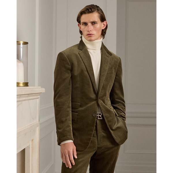 Tailored by hand in Italy, the Kent combines a lighter construction with fine canvassing and a soft shoulder to create a more natural profile. This version's wide-wale corduroy cloth, which is meticulously brushed on each side of the fabric, offers an incomparably soft texture and a profound depth of colour.