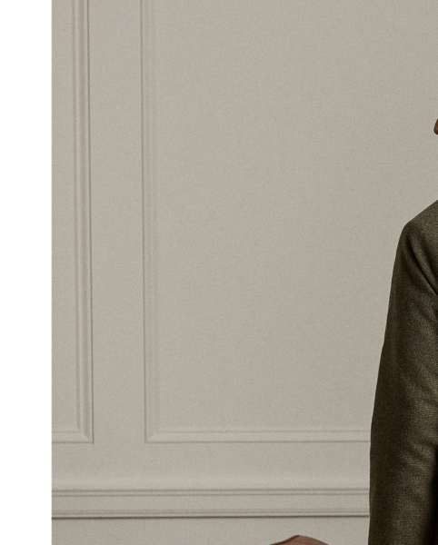 Hand-tailored in Italy, this topcoat is crafted from a textured tick-weave cloth, which draws inspiration from a classic  Ralph Lauren Lauren pattern. The custom-developed fabric is beautifully woven from a blend of wool, silk and cashmere.